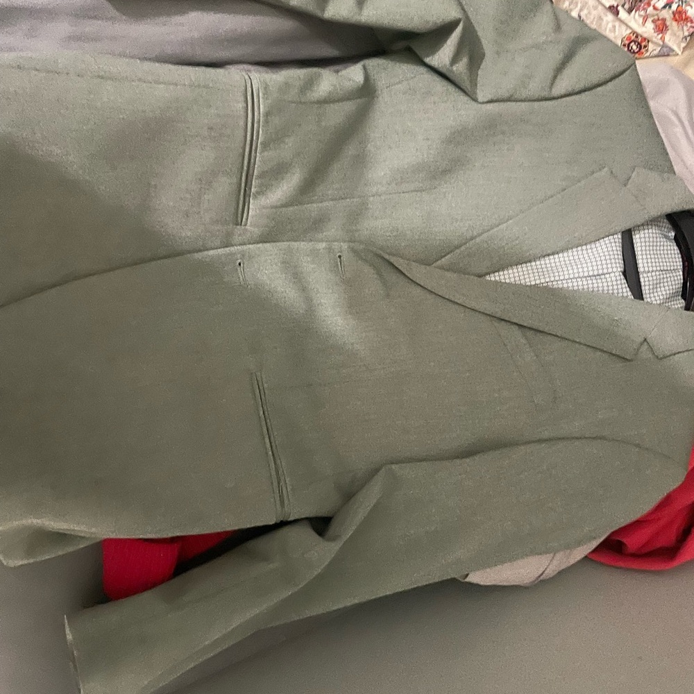 Elegant Light Gray Blazer